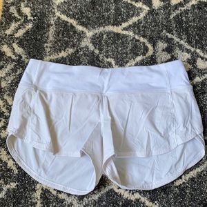 Size 6 women’s lulu lemon shorts